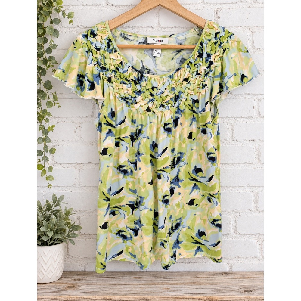Style&co Top Women Medium Green Floral Woven Flutter Sleeve